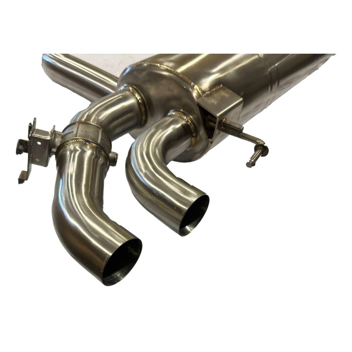 BMW G30 G31 M550i Valved Cat-Back Exhaust