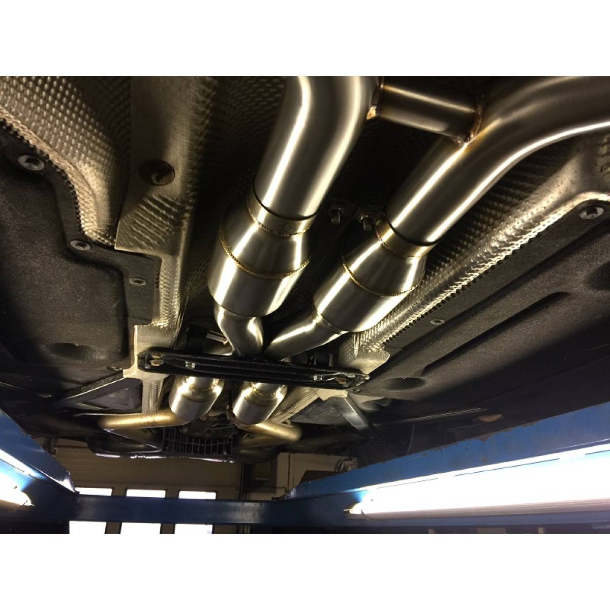 BMW M3 Series E90/E92/E93 Centre Exhaust Section