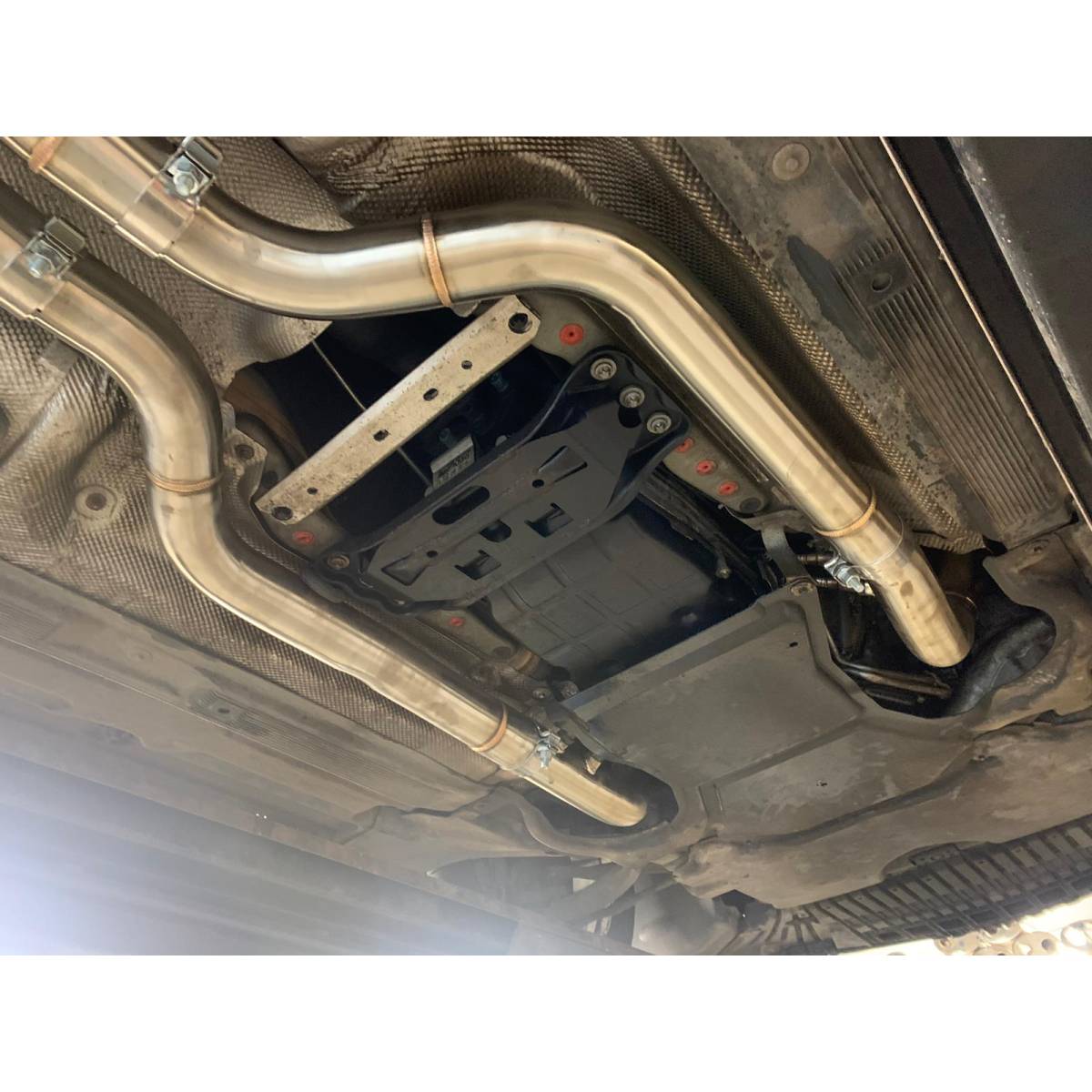 Mercedes-Benz C63 AMG W204 Manifold Header & Decat Exhaust Downpipe (LHD)